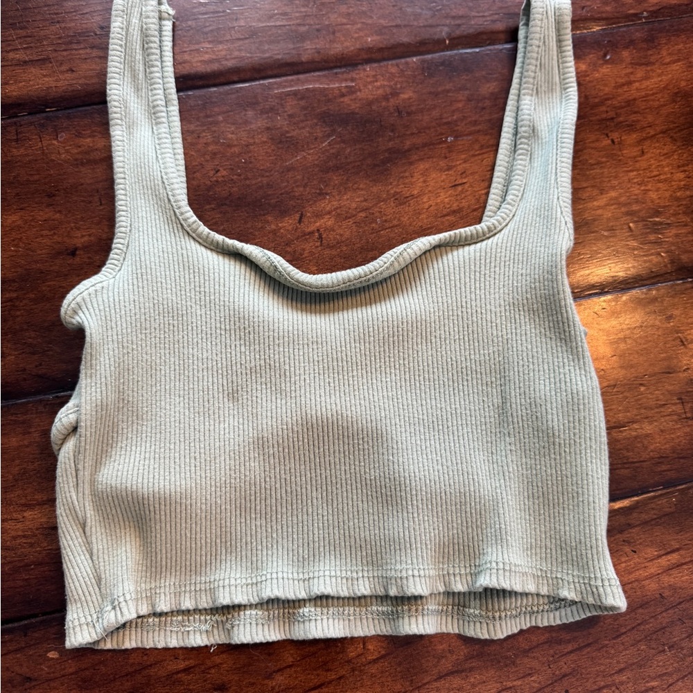 Green Tank Top- M - Picture 3 of 3